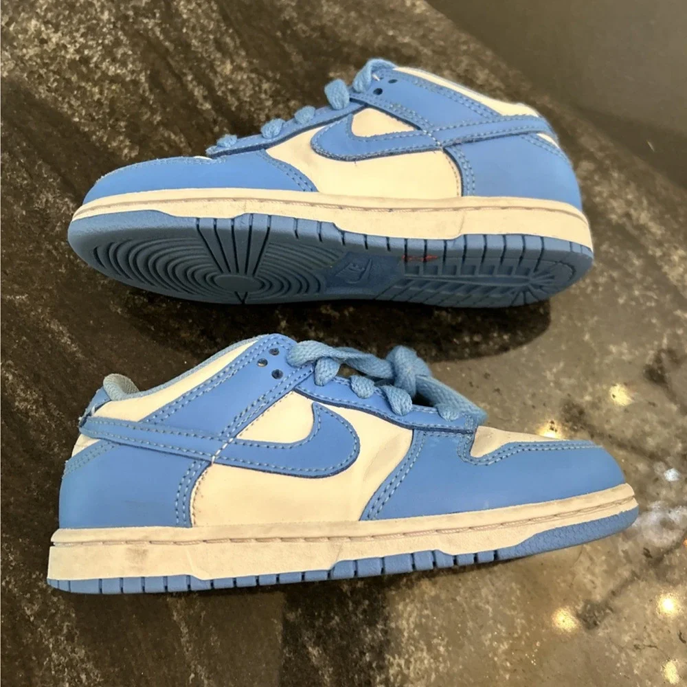 Nike product pair